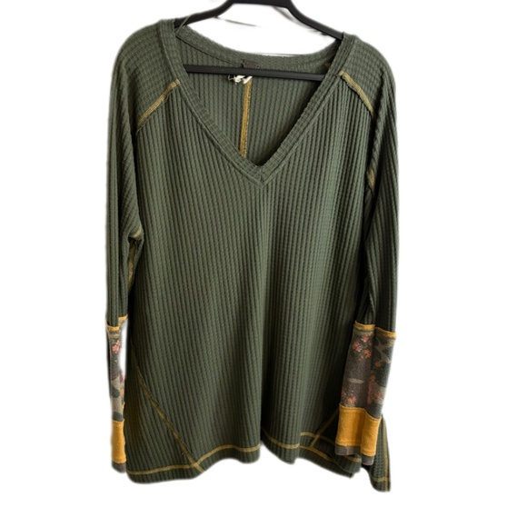 Free People We The Free Lovin Leopard Green Thermal Waffle Womens Sz S Tunic Top - Picture 4 of 7